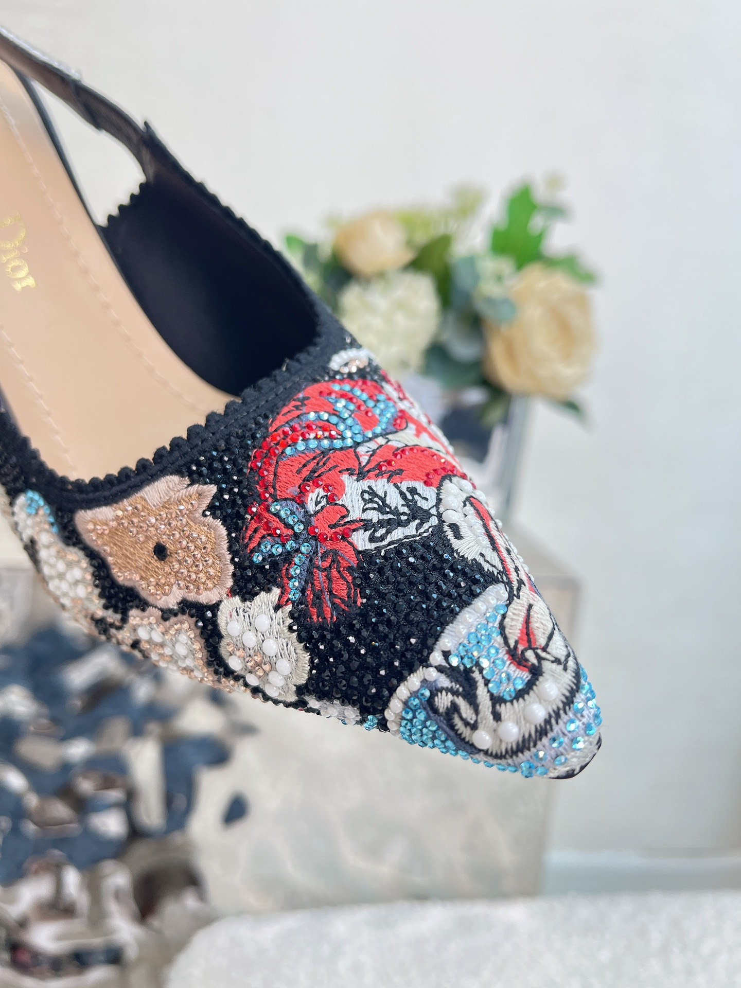 𝐉'𝐀𝐝𝐢𝐨𝐫 ｜𝟐𝟎𝟐𝟑𝐒𝐒/𝐧𝐞𝐰 Printed embroidered high heels