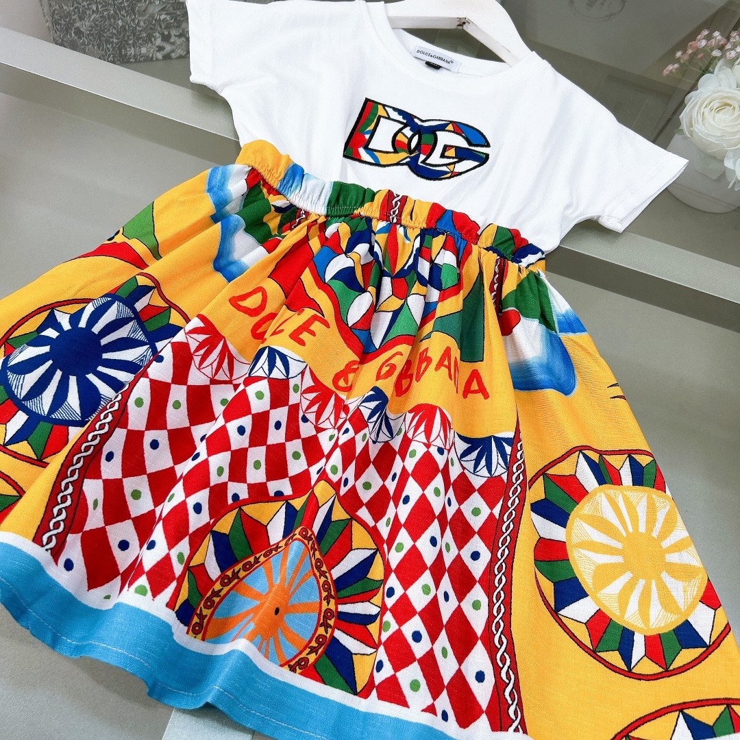 D&G spring and summer girls skirt suit