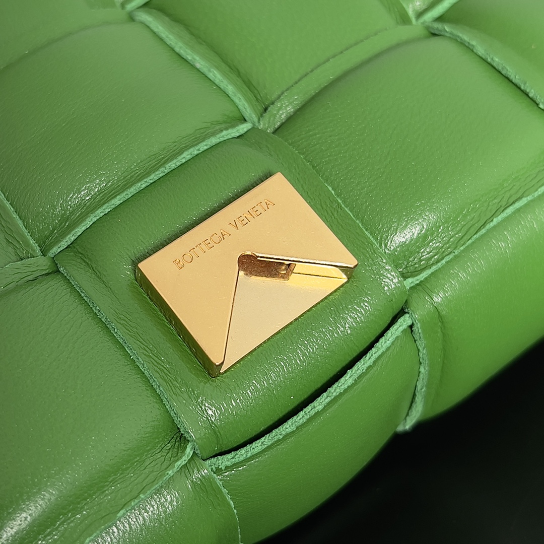 Bottega Veneta pillow bag small mini green pepper green #717506