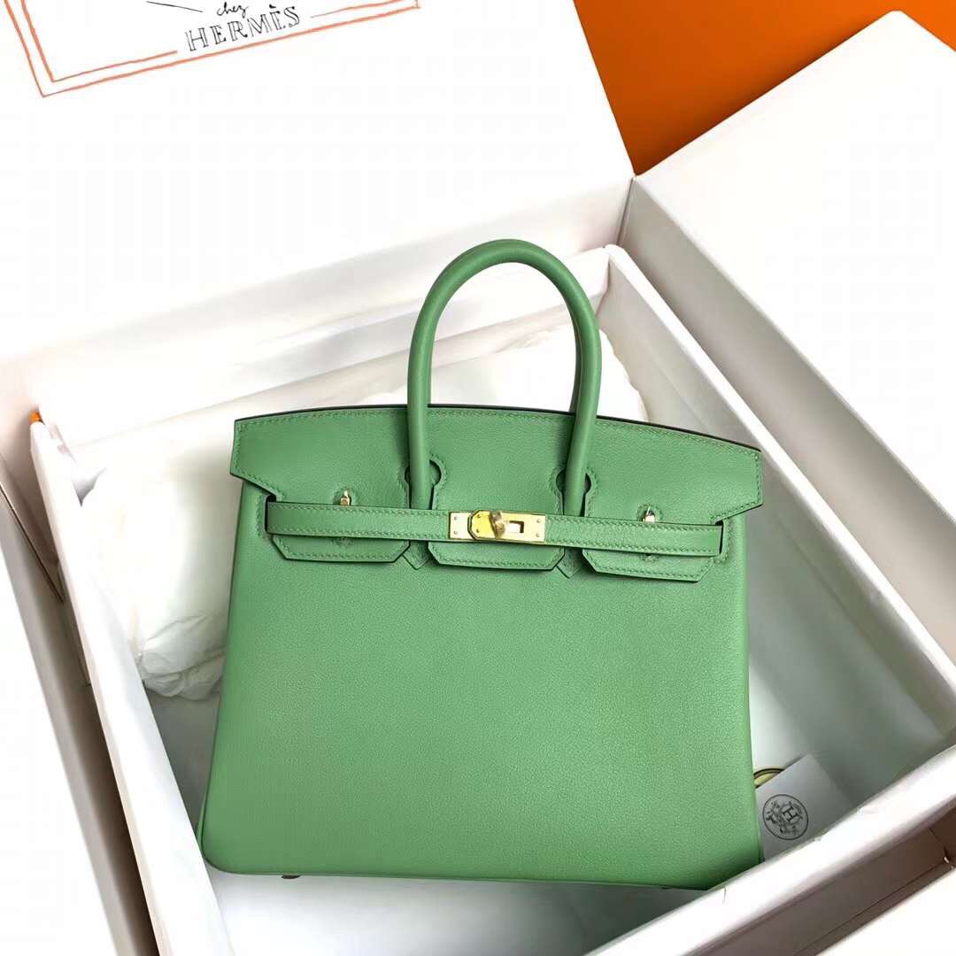 Birkin 25cm 3I Vert Criquet Avocado green 🥑 Gold buckle with silver clasp Original swift calfskin Beeswax thread handmade
