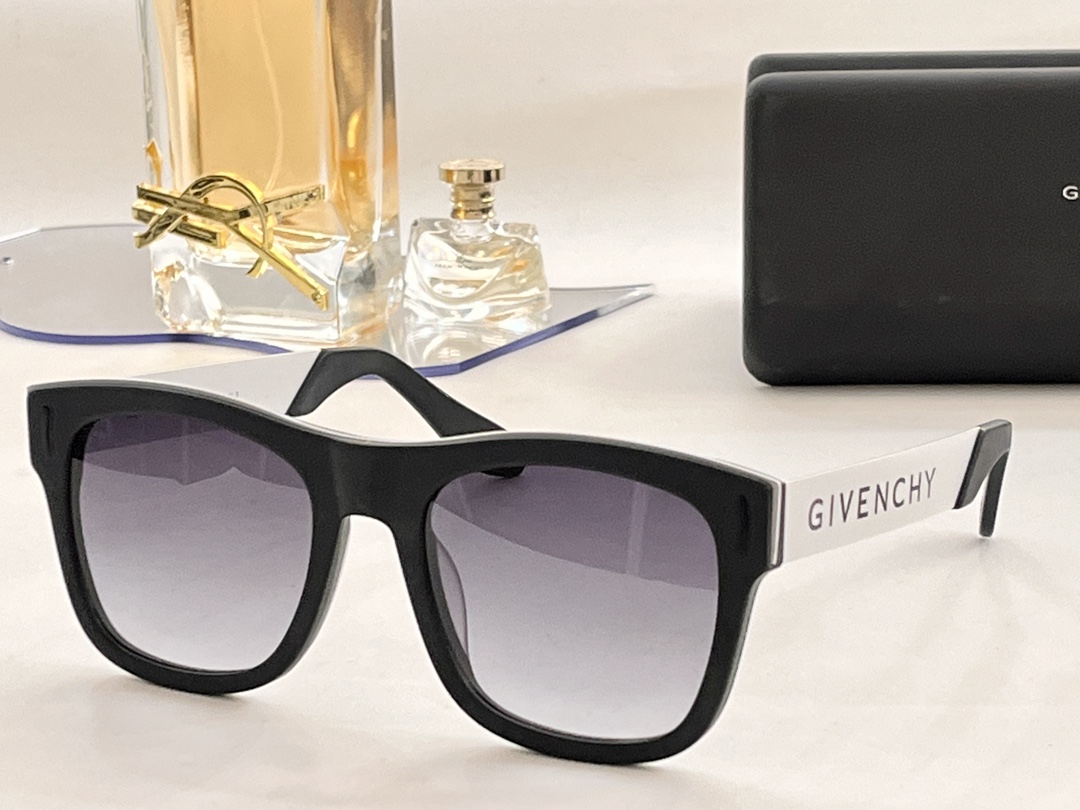GIVENCHY *GV7016