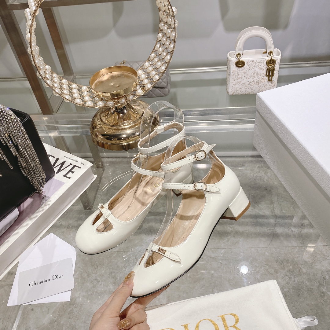 DIOR Retro Fashion Cutout Double Buckle Chunky Heel Mary Jane Shoes 3.5cm Beige