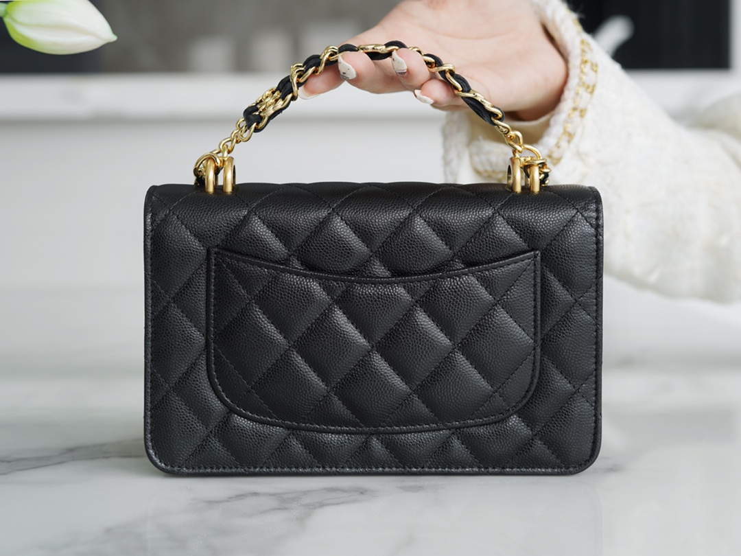 𝗖𝗛𝗔𝗡𝗘𝗟✦ Italian lychee grain calfskin 𝟮𝟐𝑲 New Chain 𝐰𝐨𝐜 Black Gold