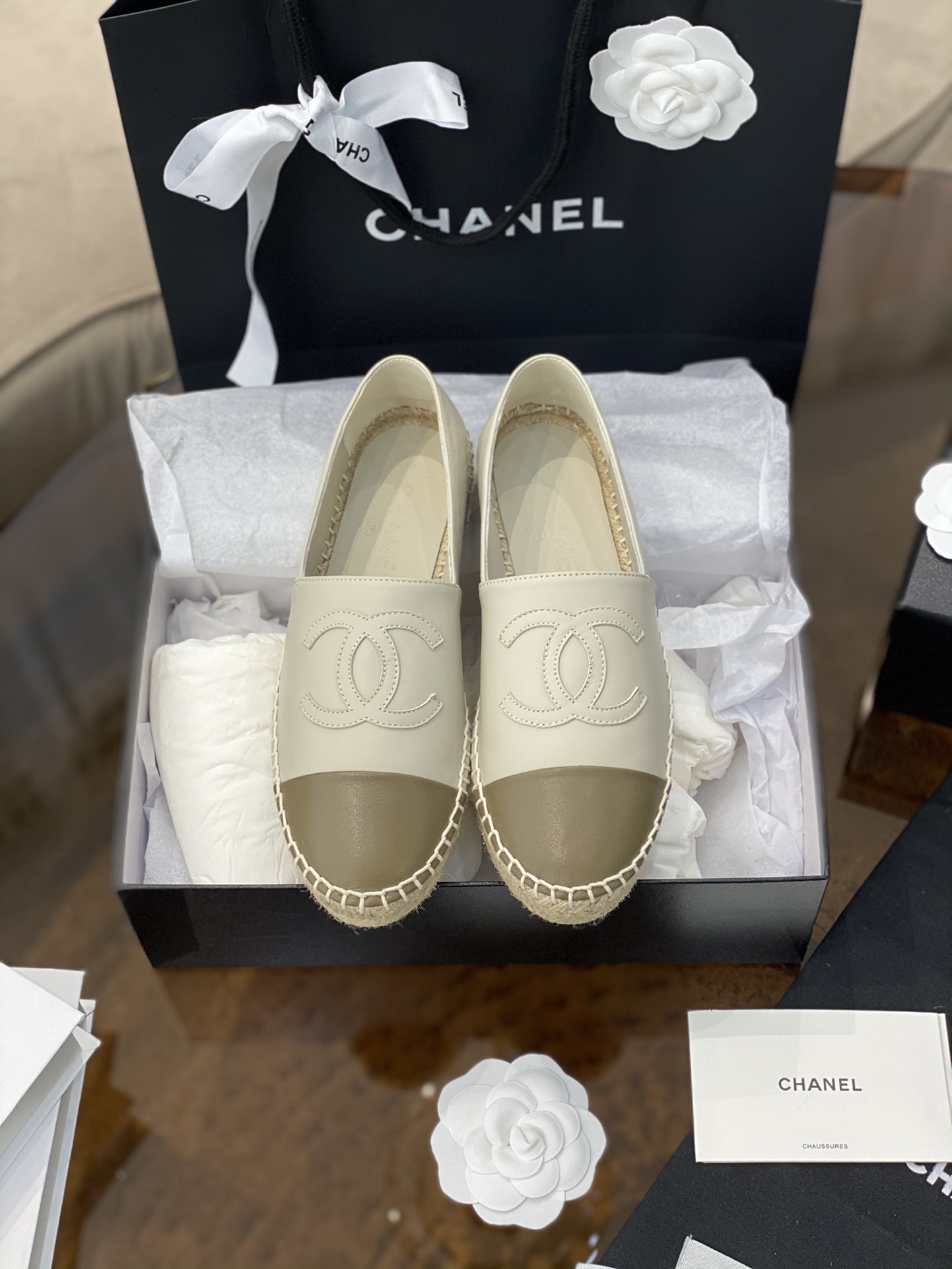 CHANEL fisherman shoes Chanel classic version of the original injection of rubber translucent rubber original color hemp sole