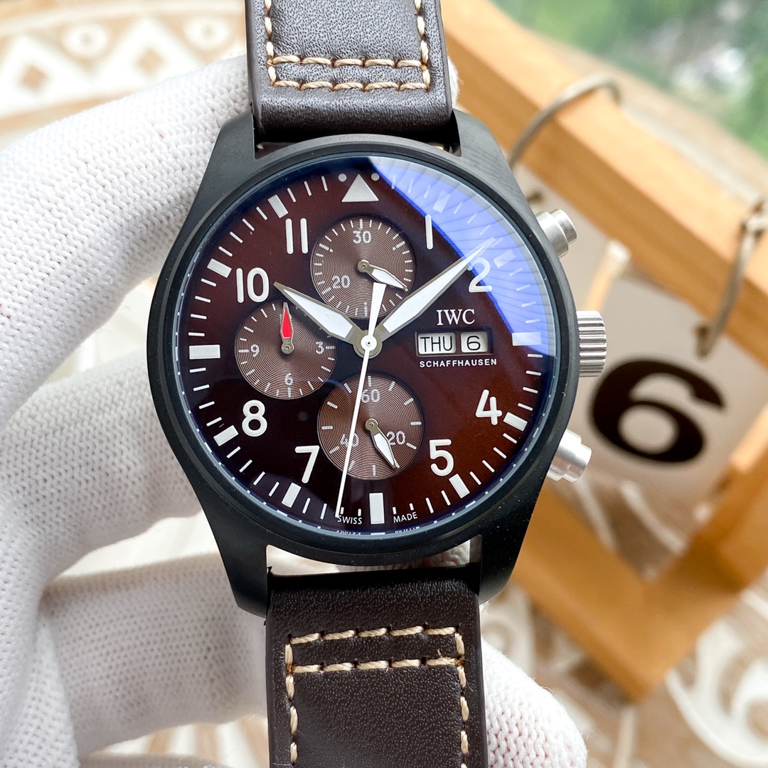 IWC- Pilot's Watches, Fine Men's Watches, Multifunctional Design Mineral Superlens