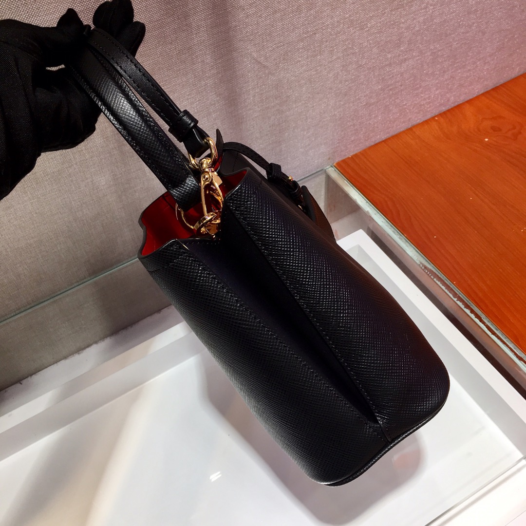 𝐏𝐑𝐀𝐃𝐀 1BA217 Mini