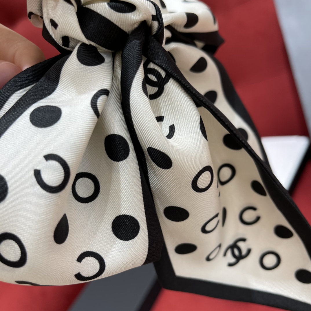 𝐂𝐡𝐚𝐧𝐞𝐥 Super multi-purpose, headbands, scarves, decorations are invincible 14 momme silk