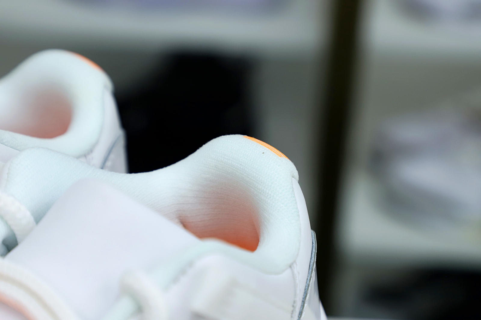 WMNS AIR JORDAN 11 RETRO LOW BRIGHT CITRUS