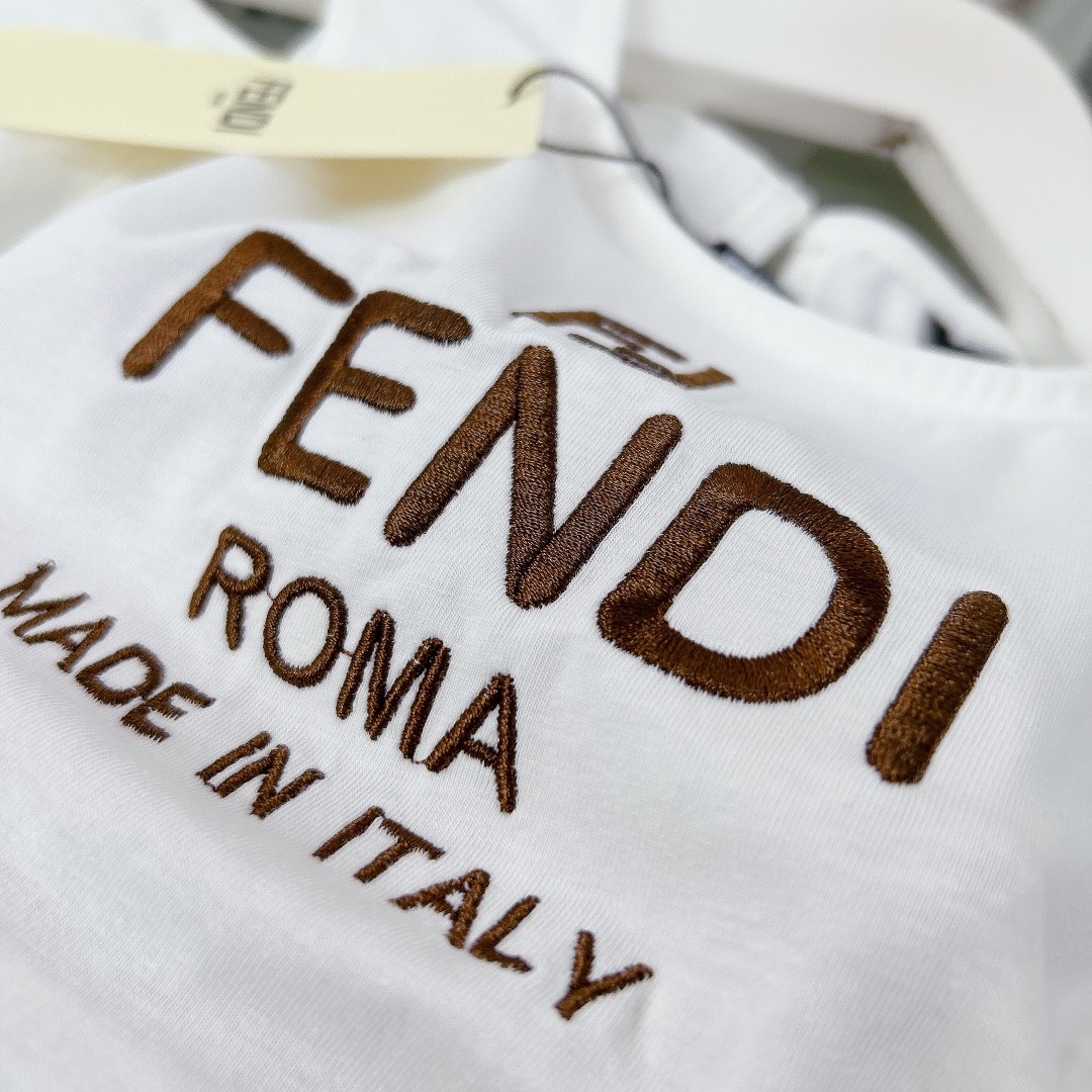 Fendi 2024 new girls skirt suit