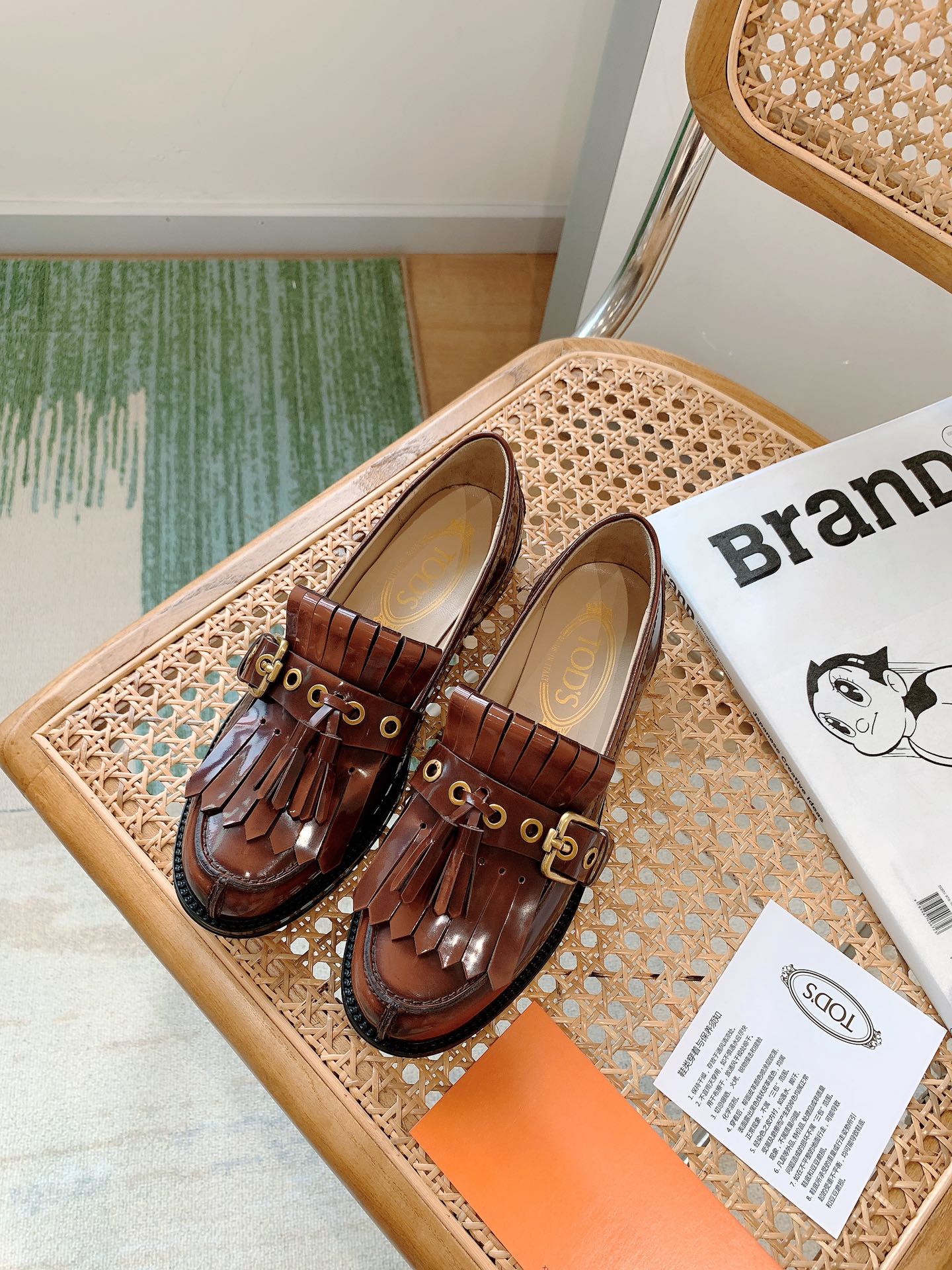 TOD'S 𝙏𝙊𝘿𝙎 2020FW new tasseled Le Fu shoes ✔️ buckle design retro literary ✔️