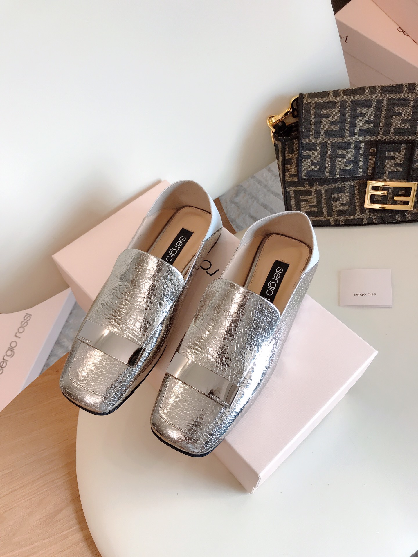 𝐒𝐇𝐔𝐒𝐇𝐔𝐓𝐎𝐍𝐆｜𝟐𝟎𝟐𝟑/𝐒𝐒 𝐧𝐞𝐰 The most bow-tied and best-looking shoe of the year