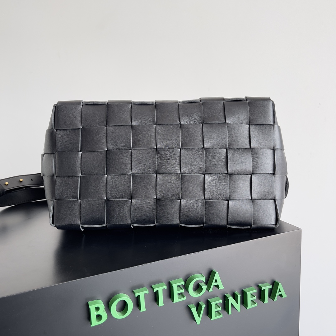 Bottega Veneta Bowling Bag Black #80837