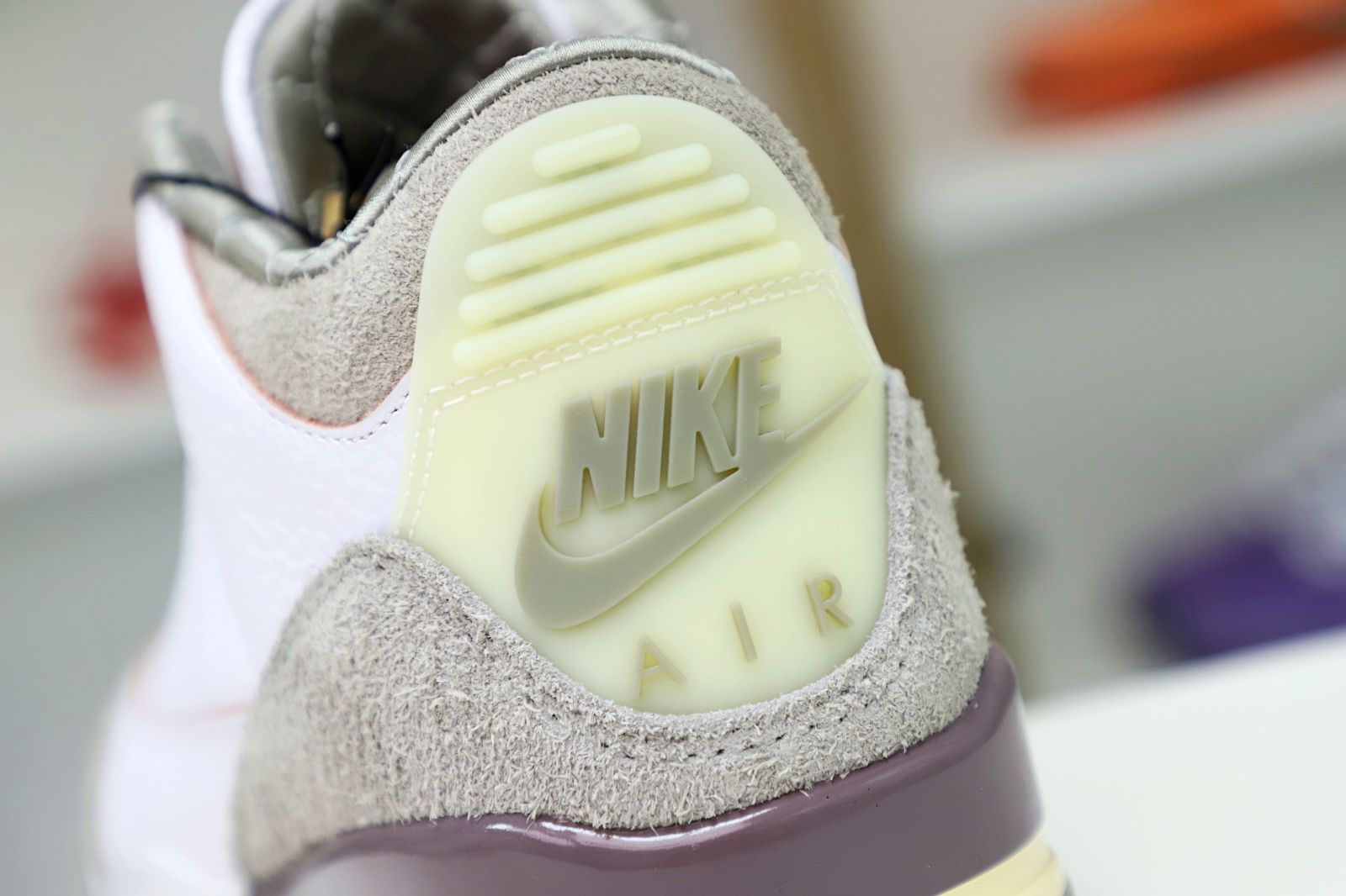 MANIRE X WMNS AIR JORDAN 3