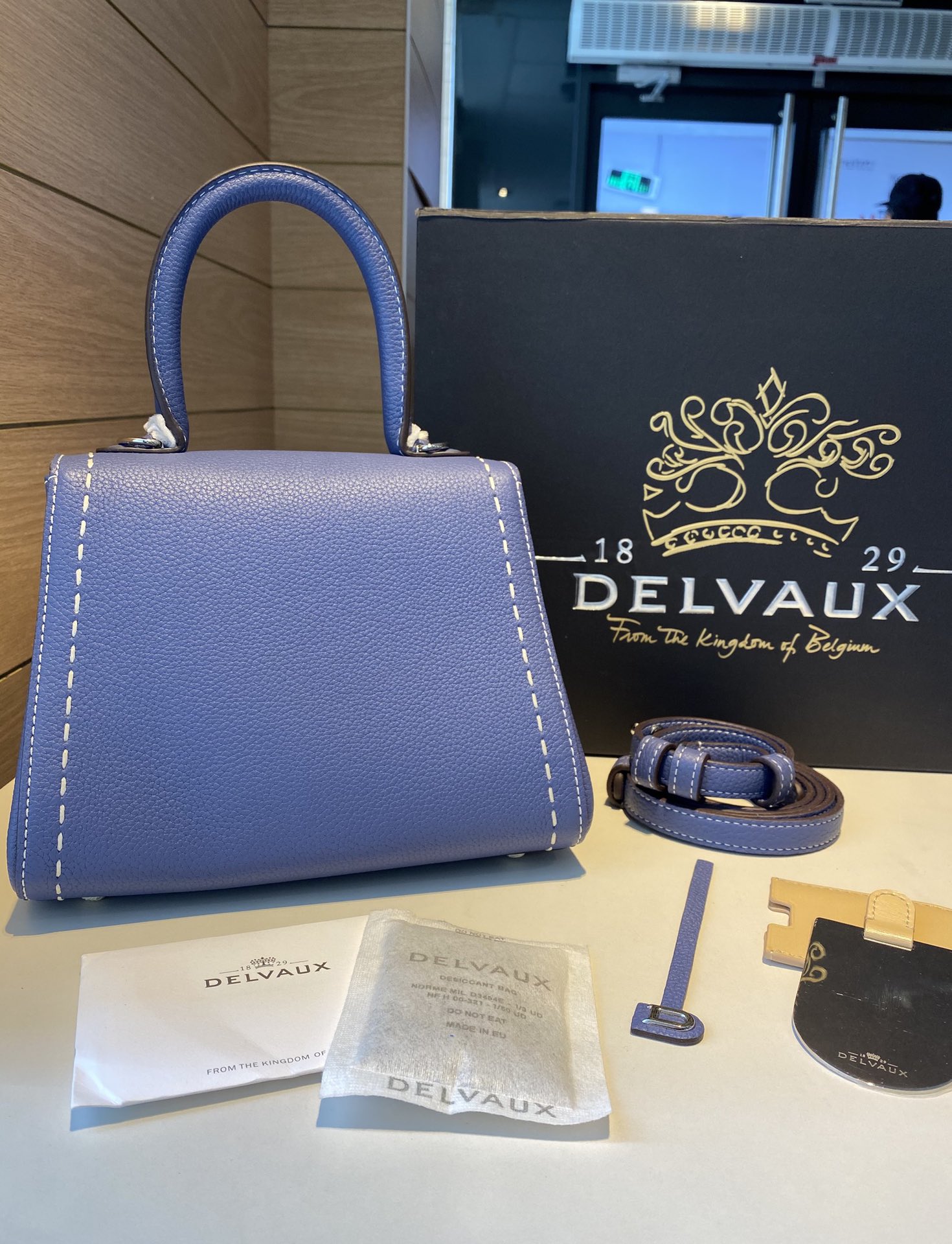 DELVAUX      🇧🇪brillant togo