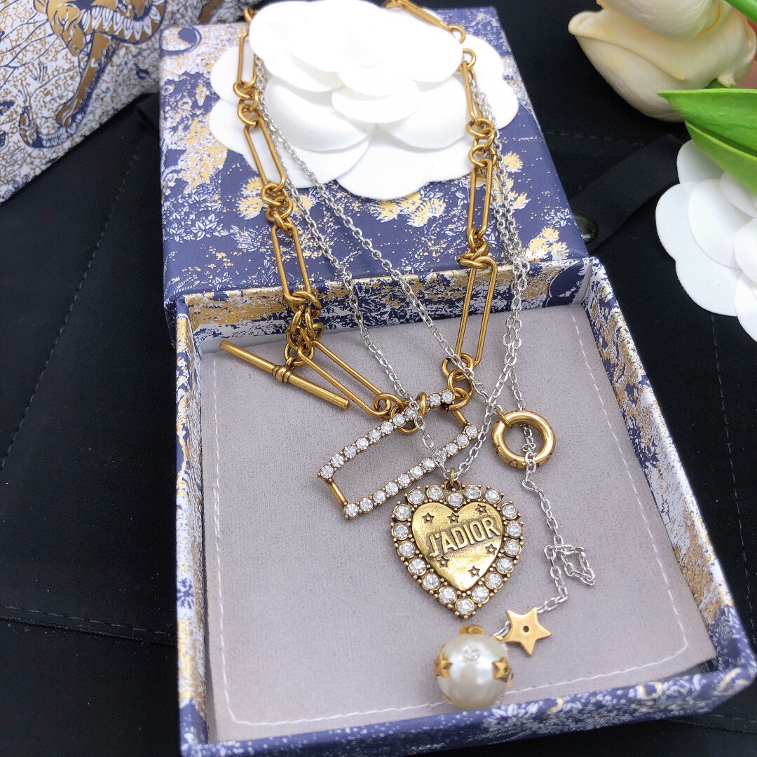 Dior necklace