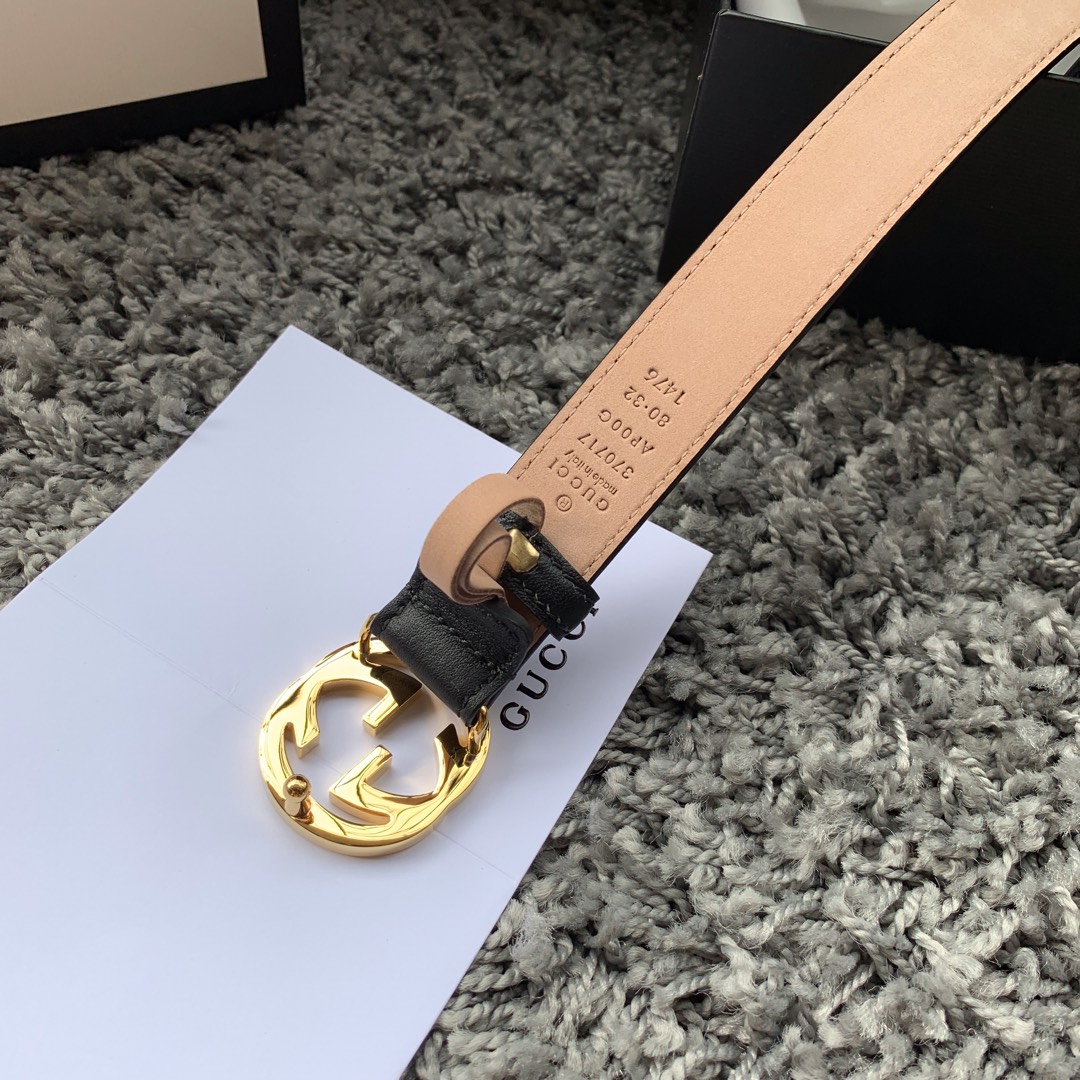 GUCCI imported top layer calfskin with classic double GG buckle