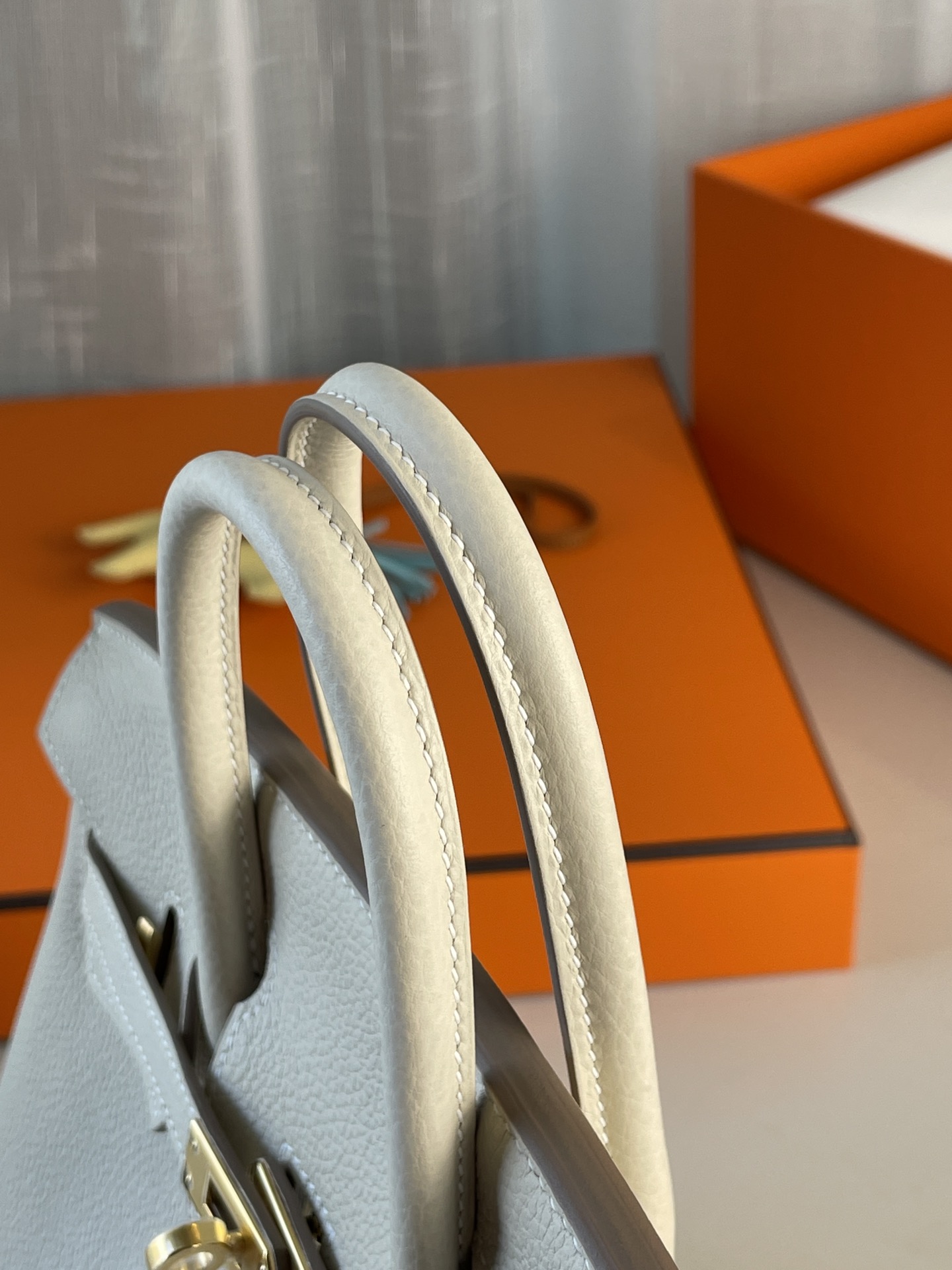 Birkin25 milk shake white togo leather gold buckle