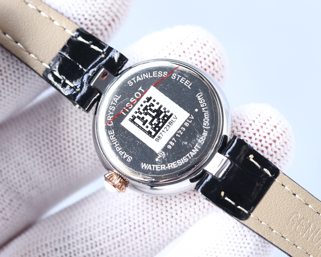 Tissot's latest Carrie series T126.010 Swiss quartz women's watch