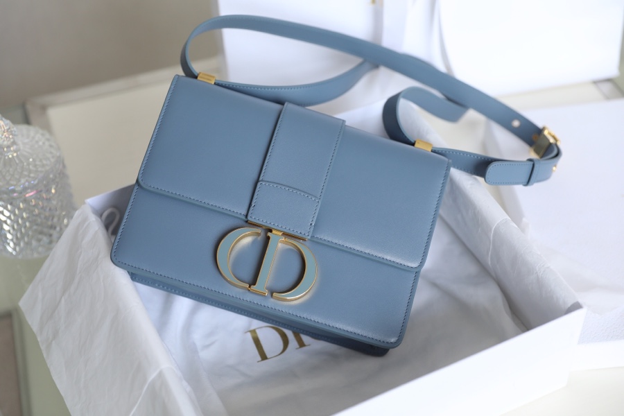 Montaigne enamel glossy cowhide blue sky