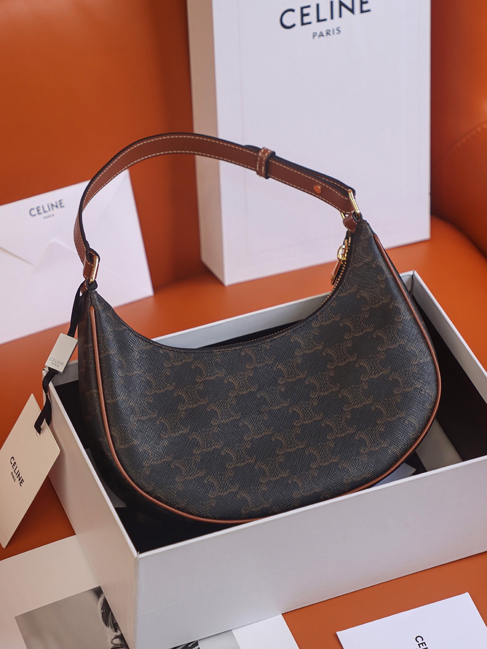 𝐂𝐞𝐥𝐢𝐧𝐞 𝐀𝐕𝐀 Underarm bag #193952