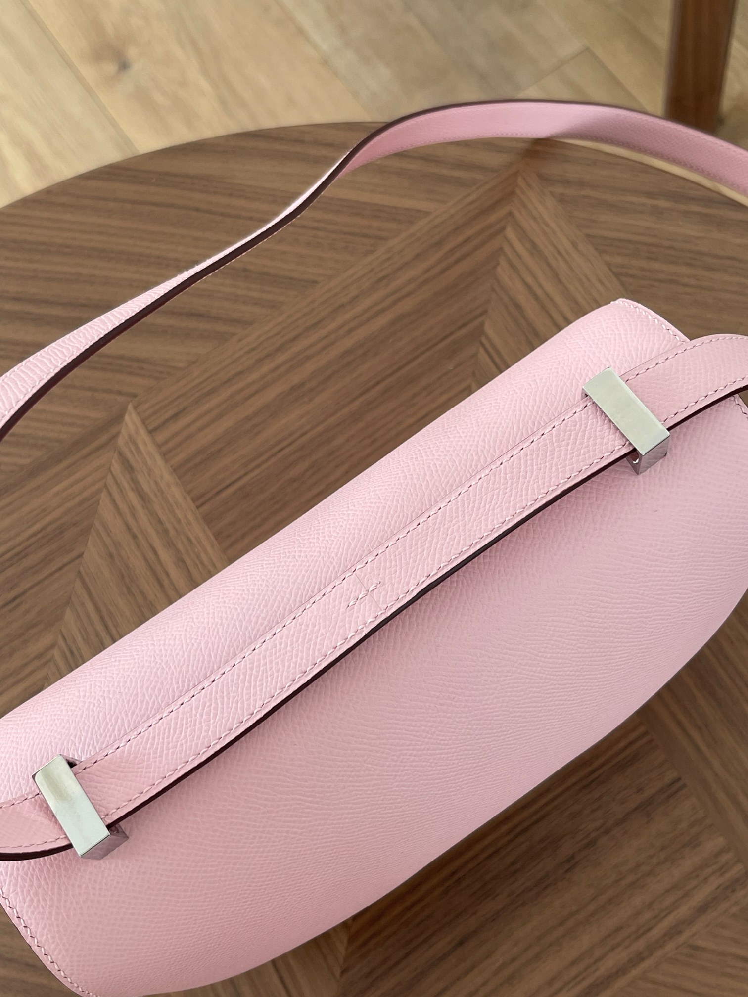 Kangkang 24 3q powder epsom leather silver buckle