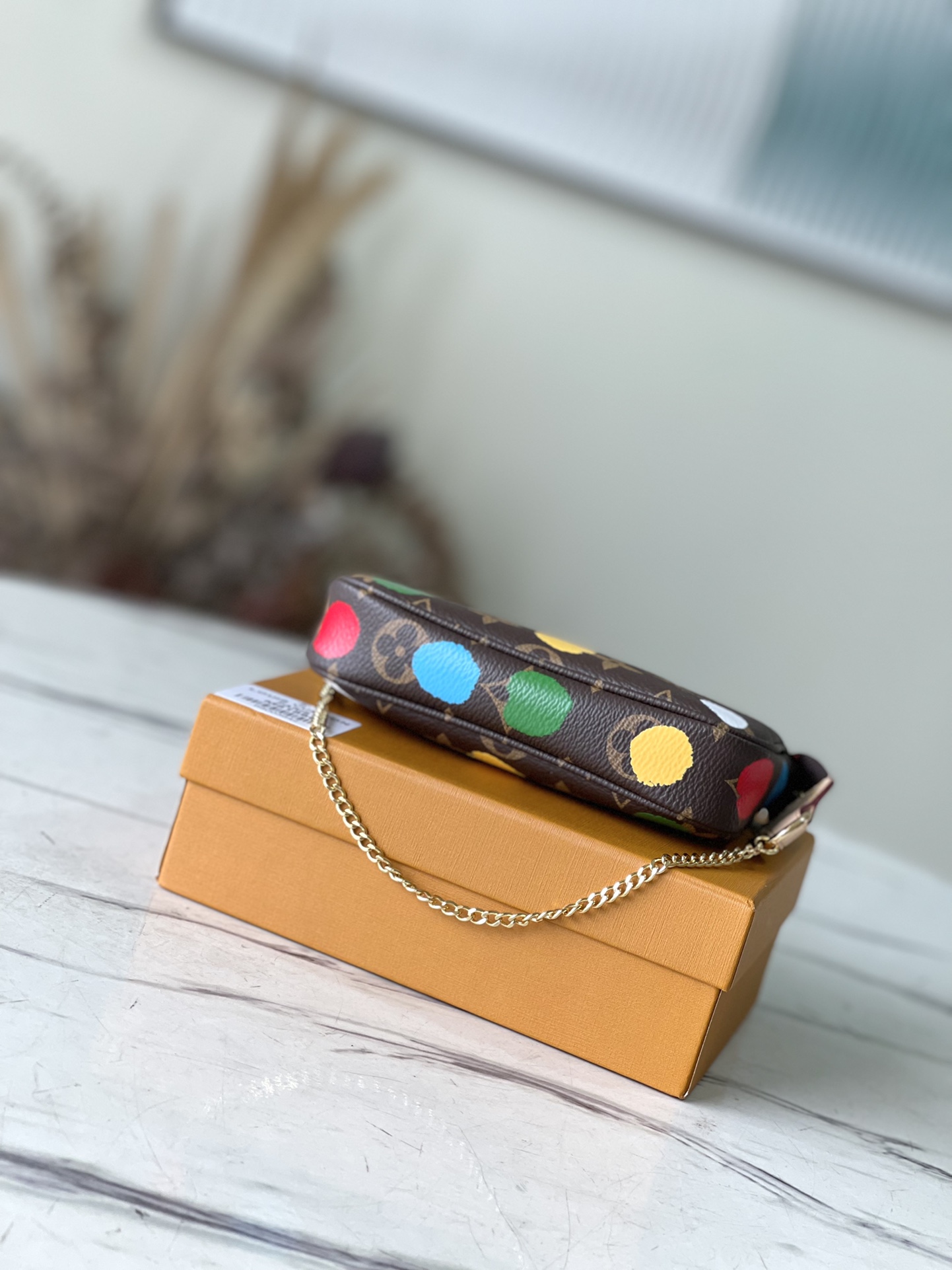 𝐋𝐎𝐔𝐈𝐒 𝐕𝐔𝐈𝐓𝐓𝐎𝐍   M81866