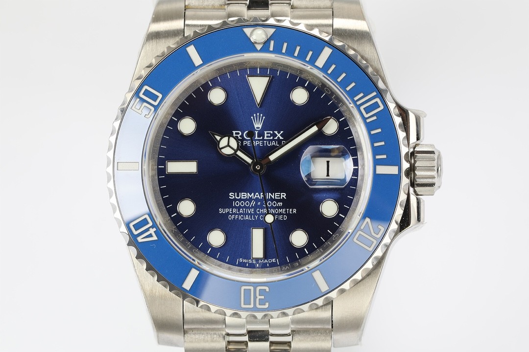 Rolex Submariner Series 40 Men's Watch