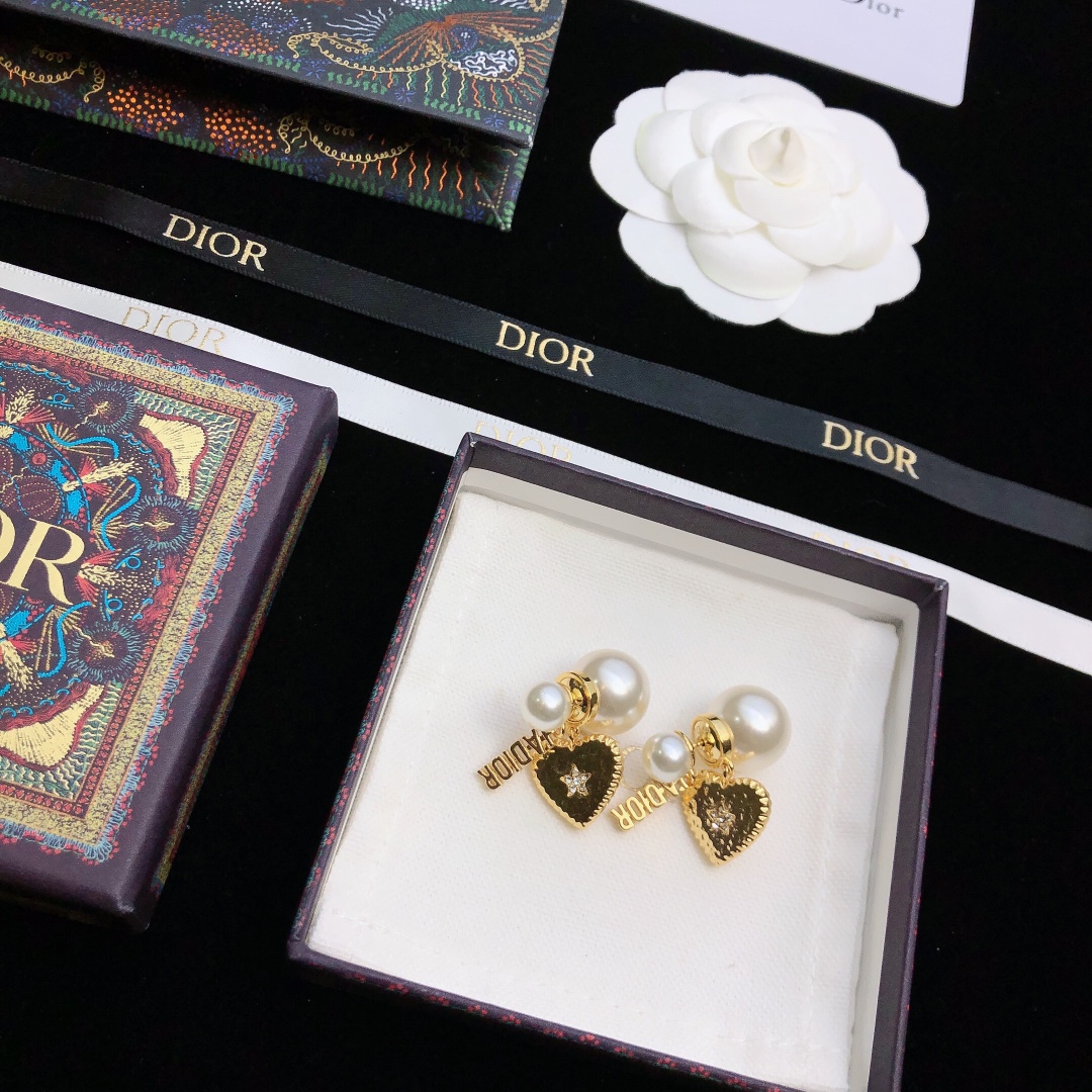 Dior stud earrings