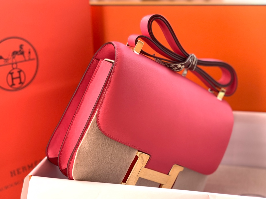 Constance23cm lipstick powder silver buckle swift leather