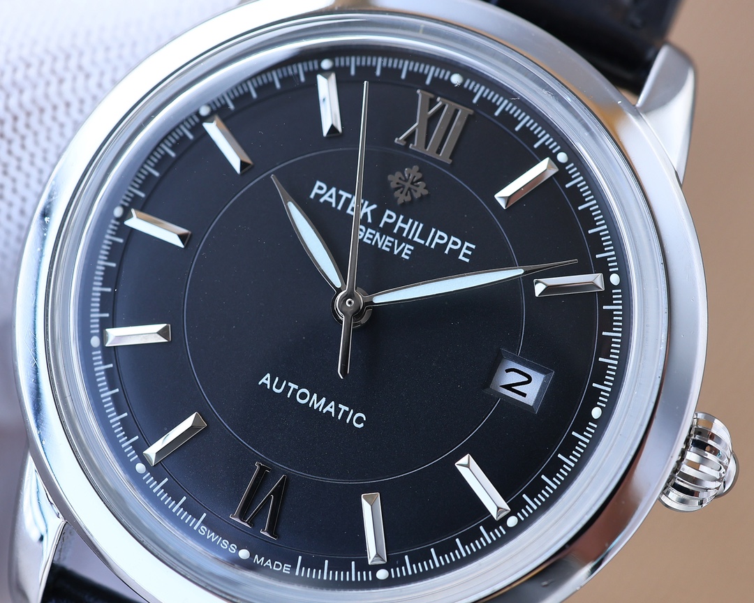 Patek Philippe watches with original 9015® movement