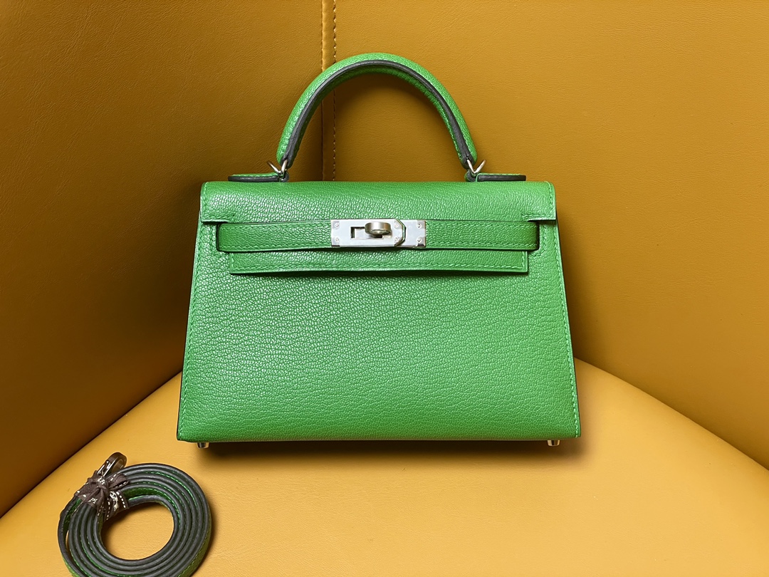 Mini Kelly II Bamboo Green Goatskin Silver Buckle