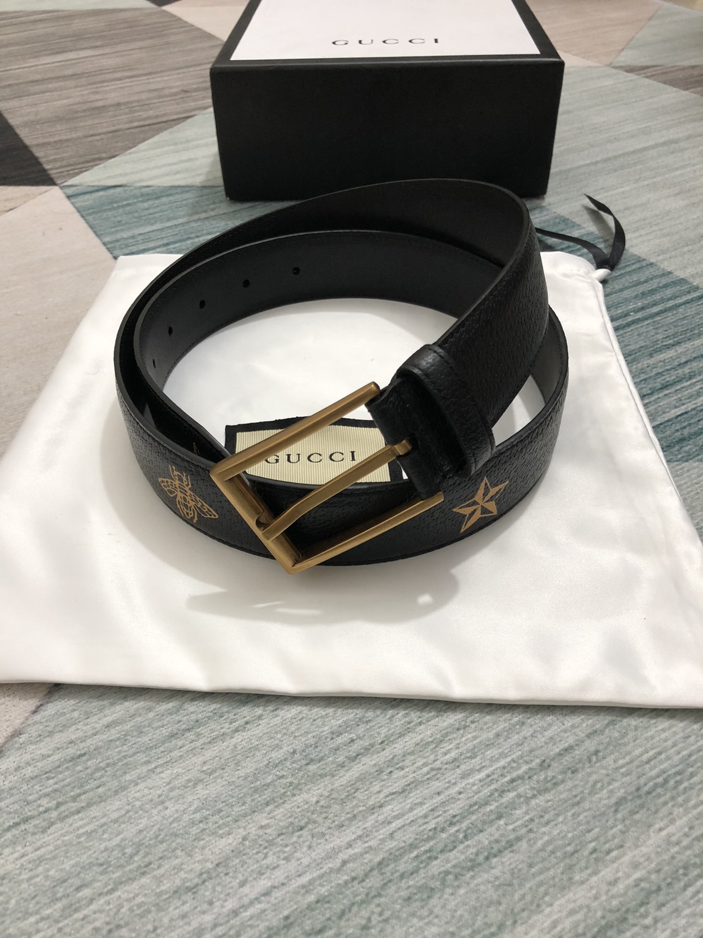 GUCCI head layer pigskin pattern bronzing little bee star craft