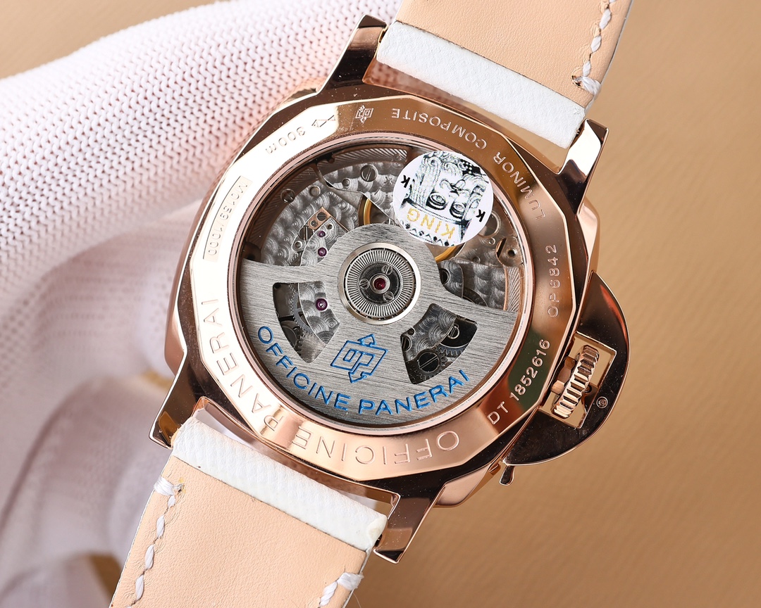 Panerai- SUBMERSIBLE Stealth Series