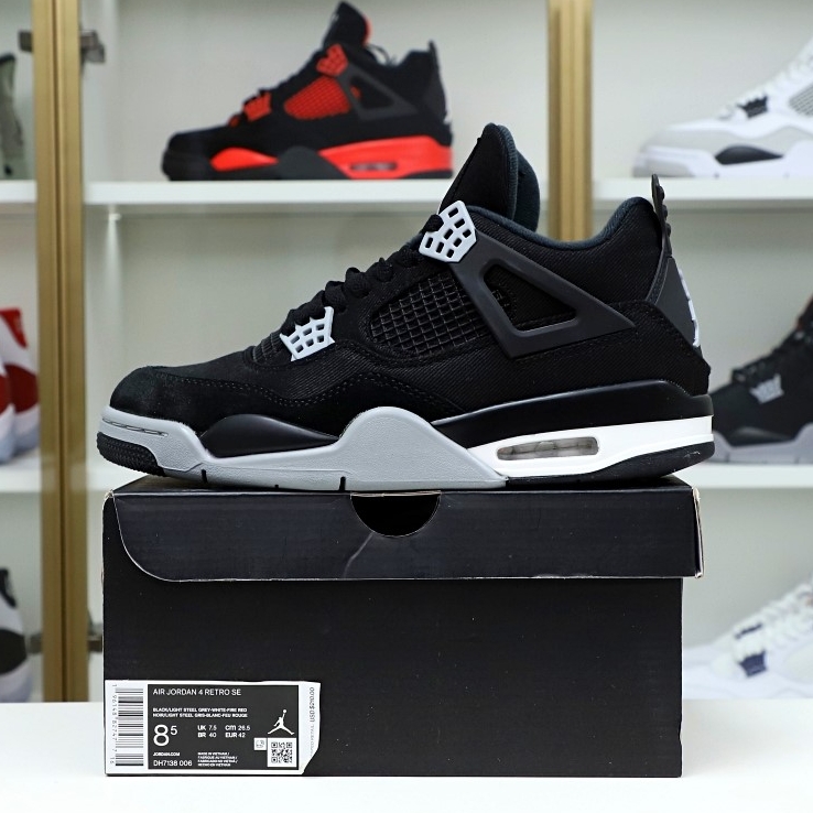AIR JORDAN 4 BLACK CANVAS