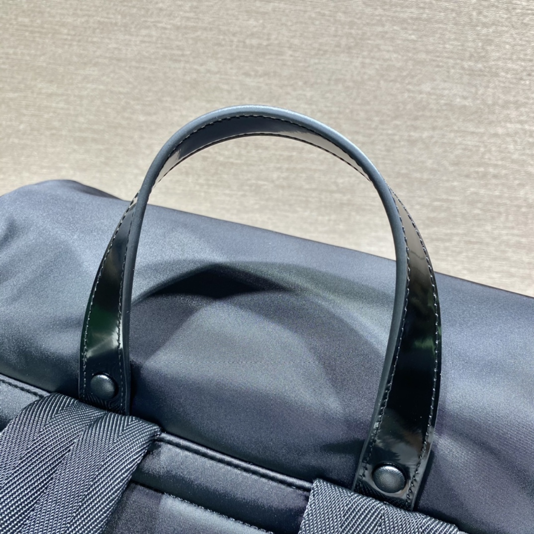 𝐏𝐑𝐀𝐃𝐀 New Backpack