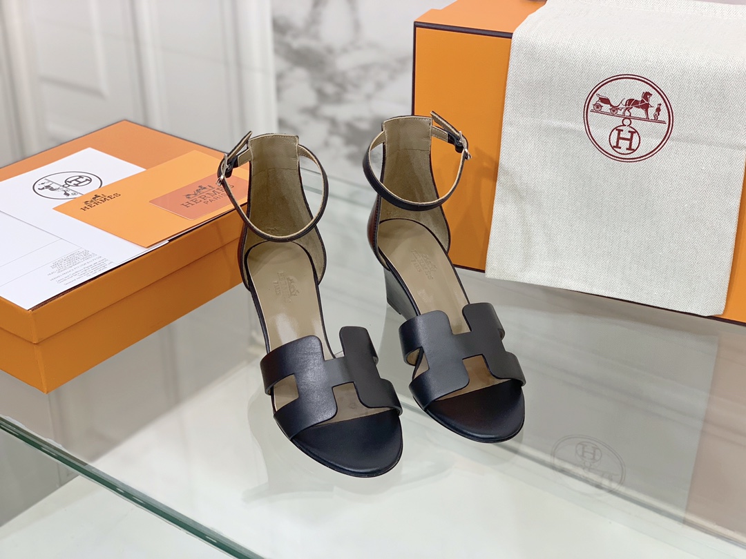 Hermes Santorini sandals