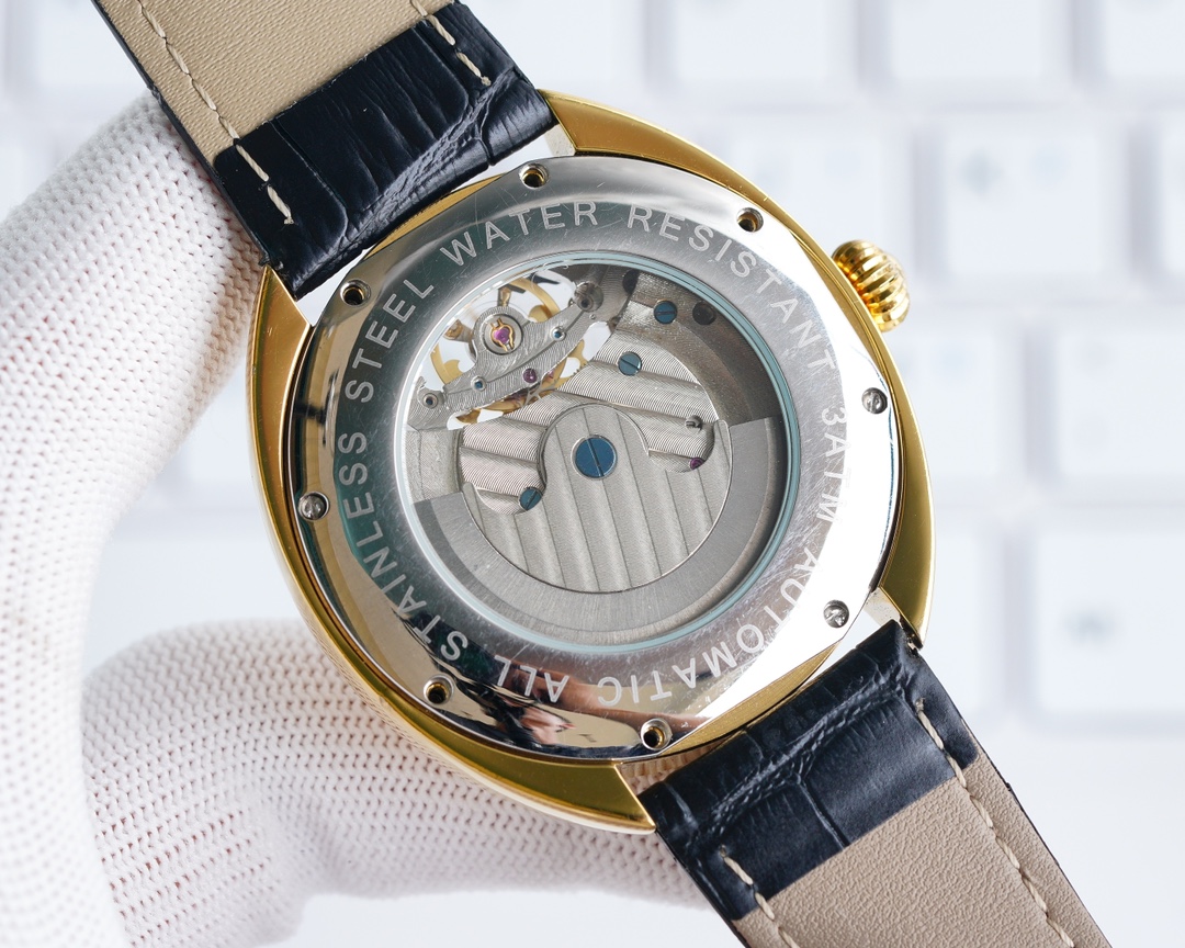 Cartier Fine Men's Watches