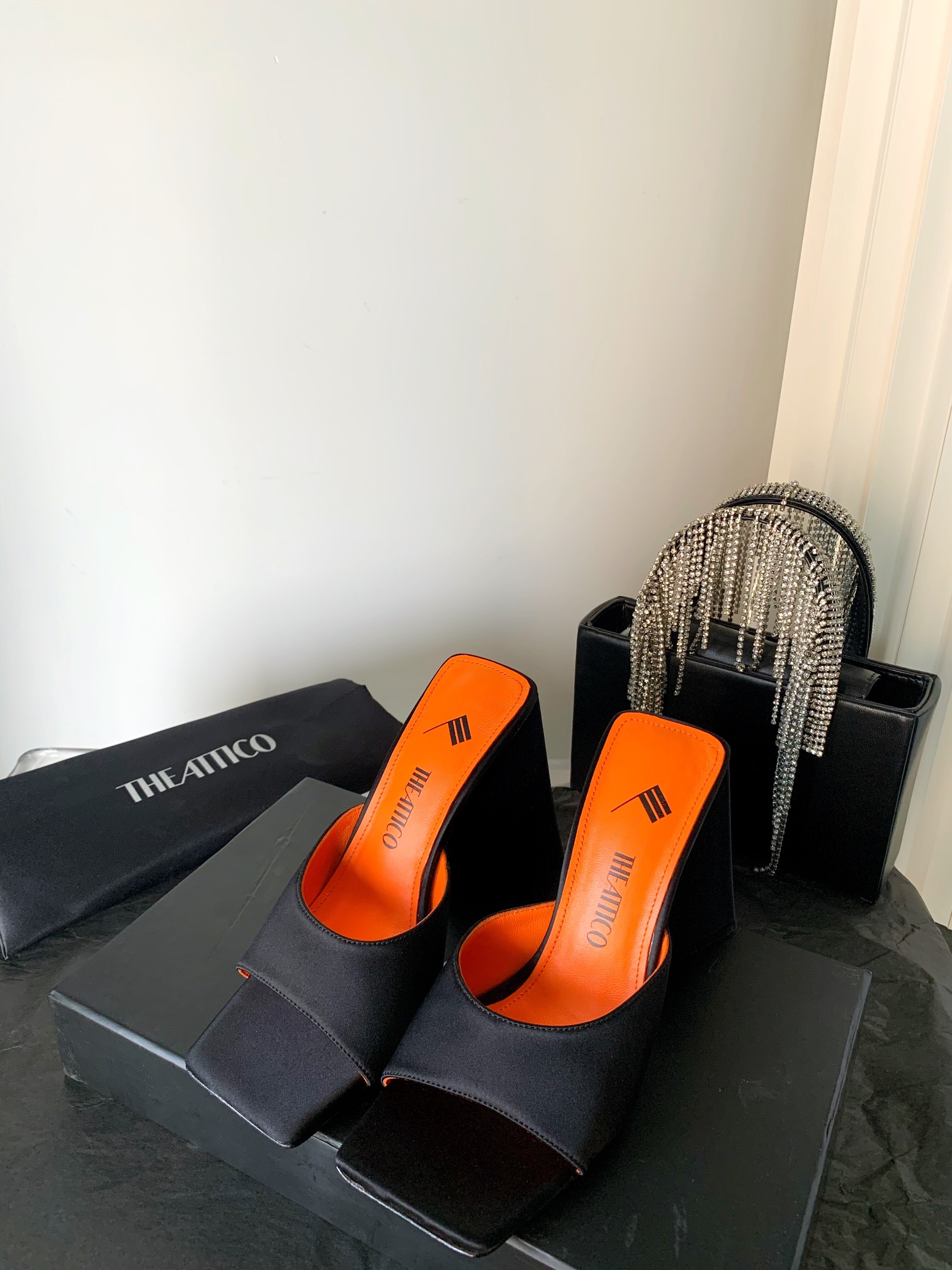 THE ATTICO | 𝟐𝟎𝟐𝟏/𝐒𝐒 𝐧𝐞𝐰 The attico triangle heel sandals lined with sheepskin leather genuine leather outsole