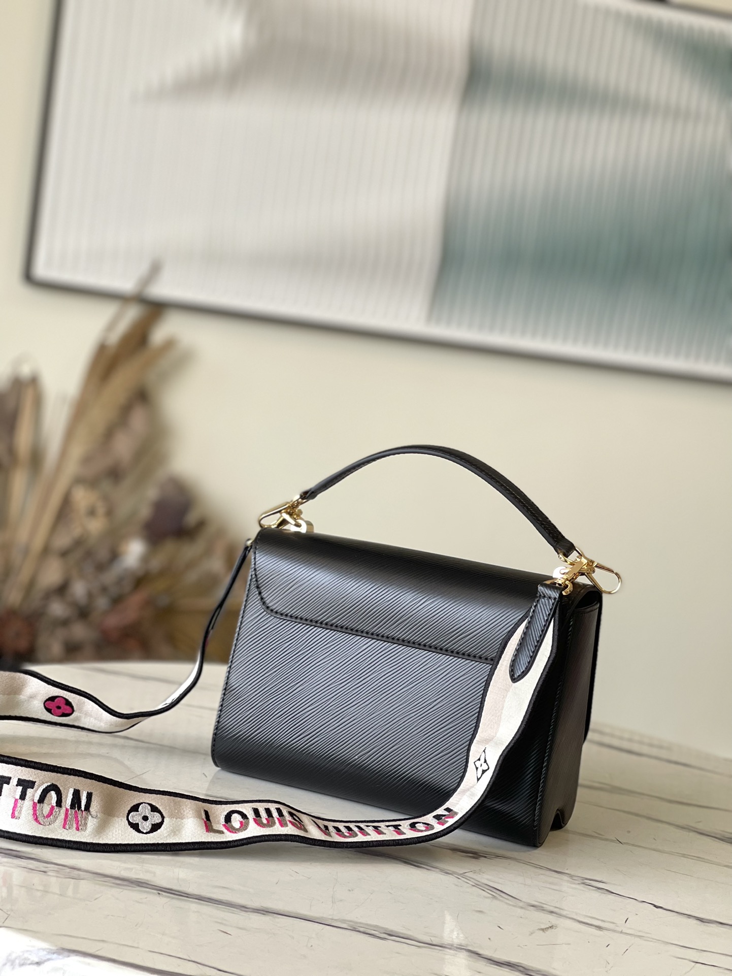 𝐋𝐎𝐔𝐈𝐒 𝐕𝐔𝐈𝐓𝐓𝐎𝐍      M21554