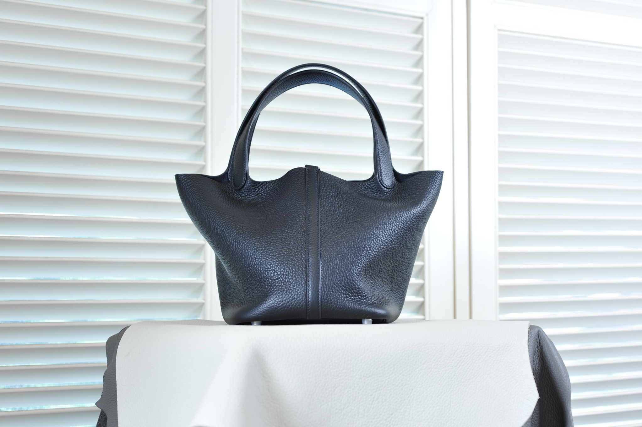 picotin22 black silver buckle TC leather