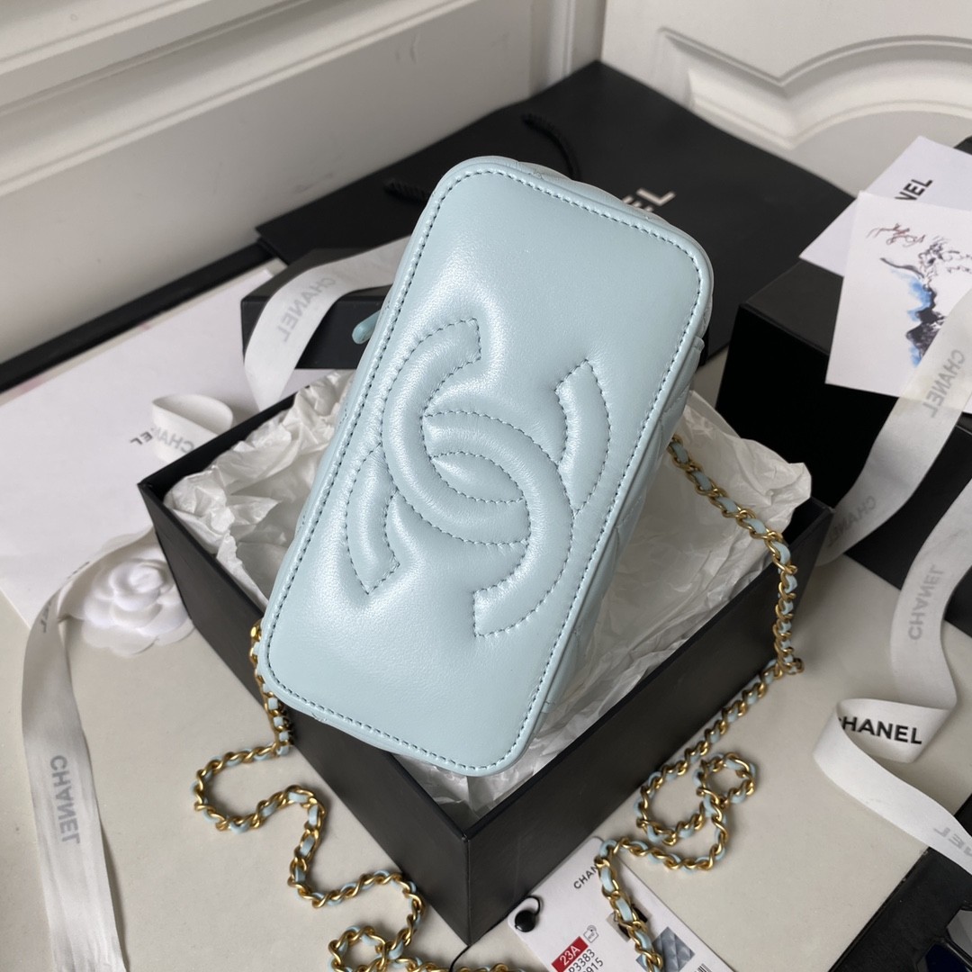 Chanel 23A New Handle WOC AP3383, Top Quality Size: 17cm