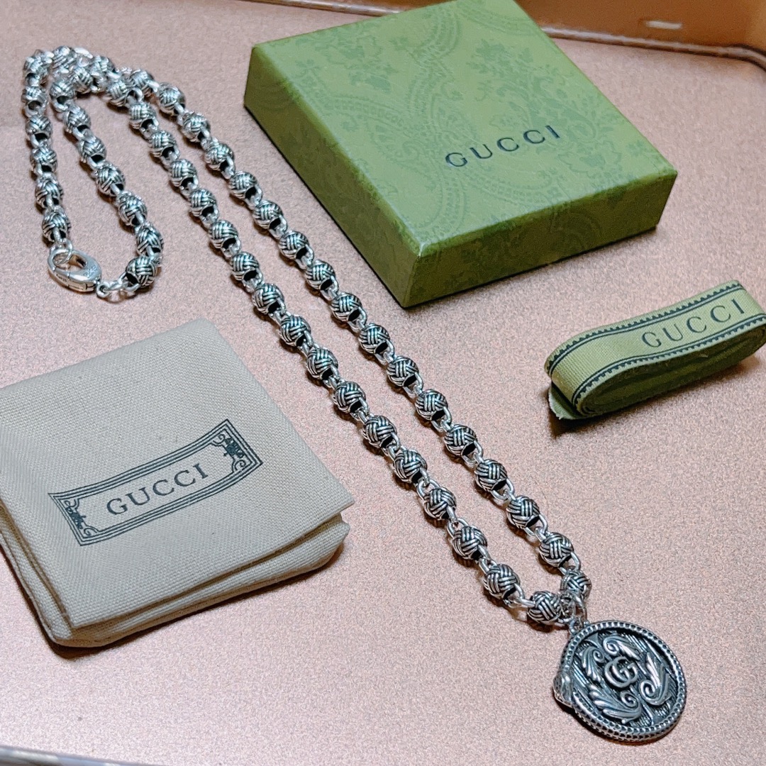 𝐆𝐮𝐜𝐜𝐢 necklace