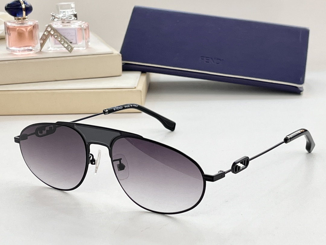 FENDI✨✨✨MODEL: FE40072U