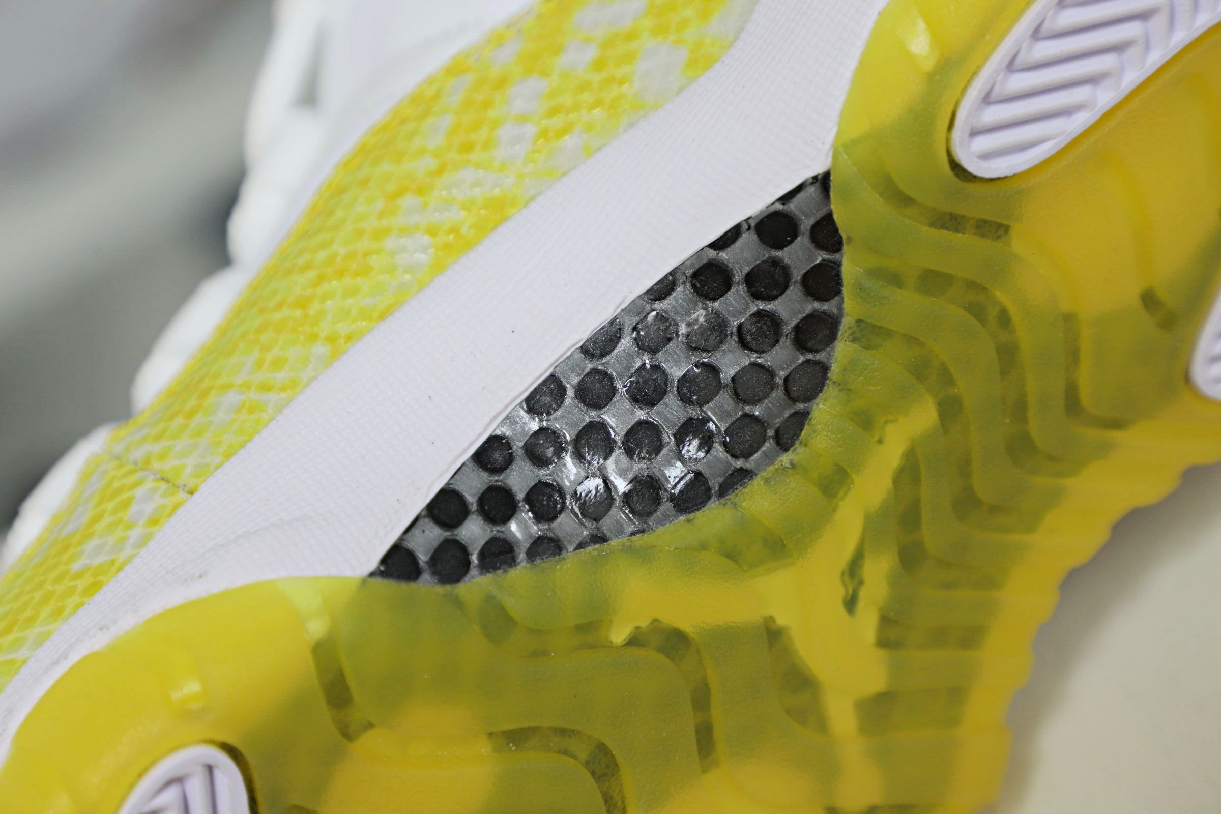 Air Jordan 11 Retro Low YellowSnakeskin