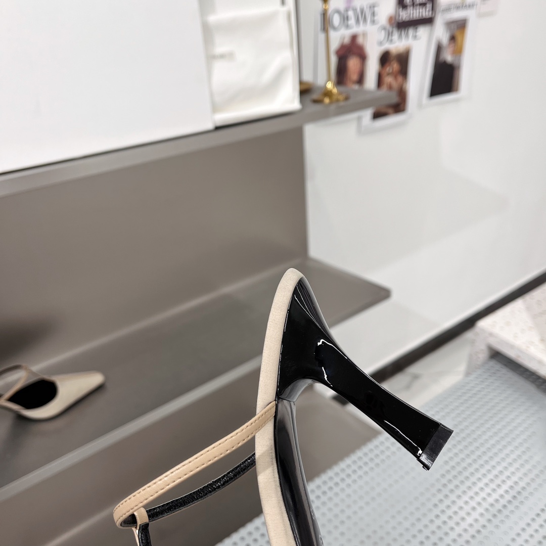 𝐓𝐇𝐄 𝐑𝐎𝐖｜𝟐𝟎𝟐𝟐/𝐒𝐒 𝐧𝐞𝐰 new model the row 2022/fw retro minimalist wrap toe heels