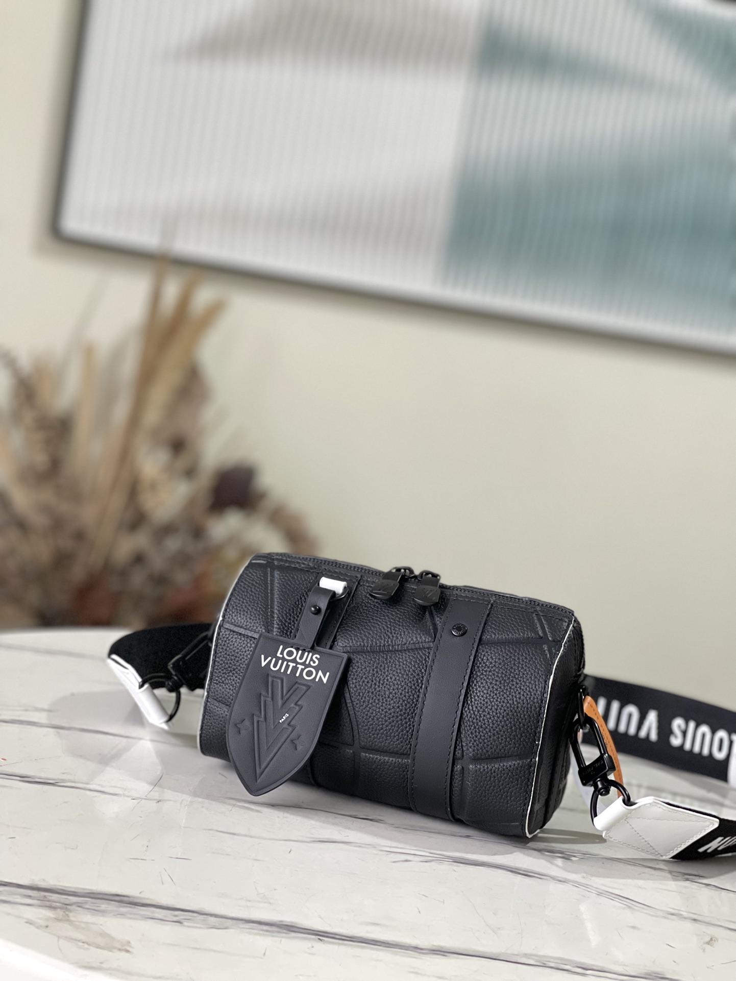 𝐋𝐎𝐔𝐈𝐒 𝐕𝐔𝐈𝐓𝐓𝐎𝐍     M21543