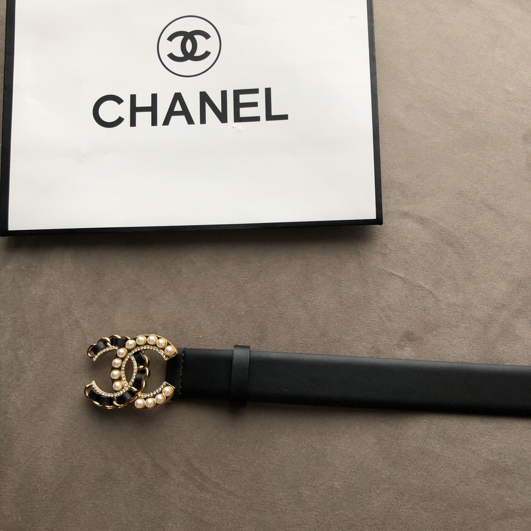 𝗖𝗛𝗔𝗡𝗘𝗟 Women's Belts