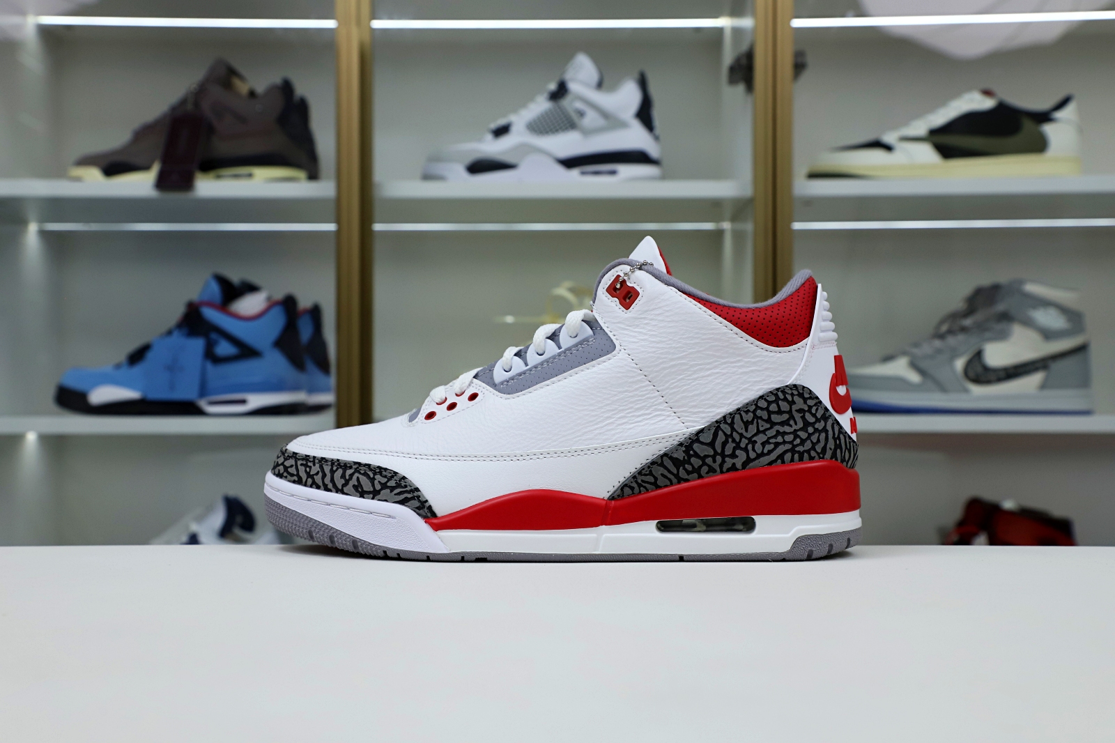 AIR JORDAN 3RETRO FIRERED （DN3707-160)