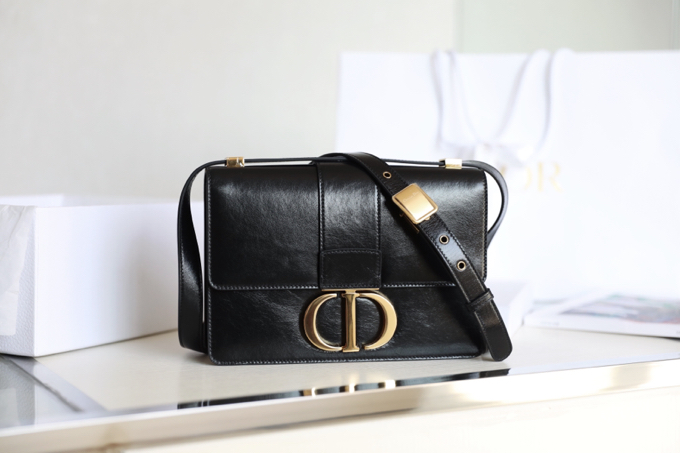 Montaigne palm print cow leather flap bag