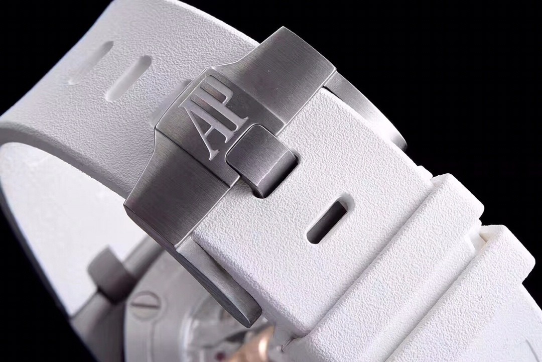 Audemars Piguet Royal Oak Offshore series mechanical men’s Watch V 8 version, Color series